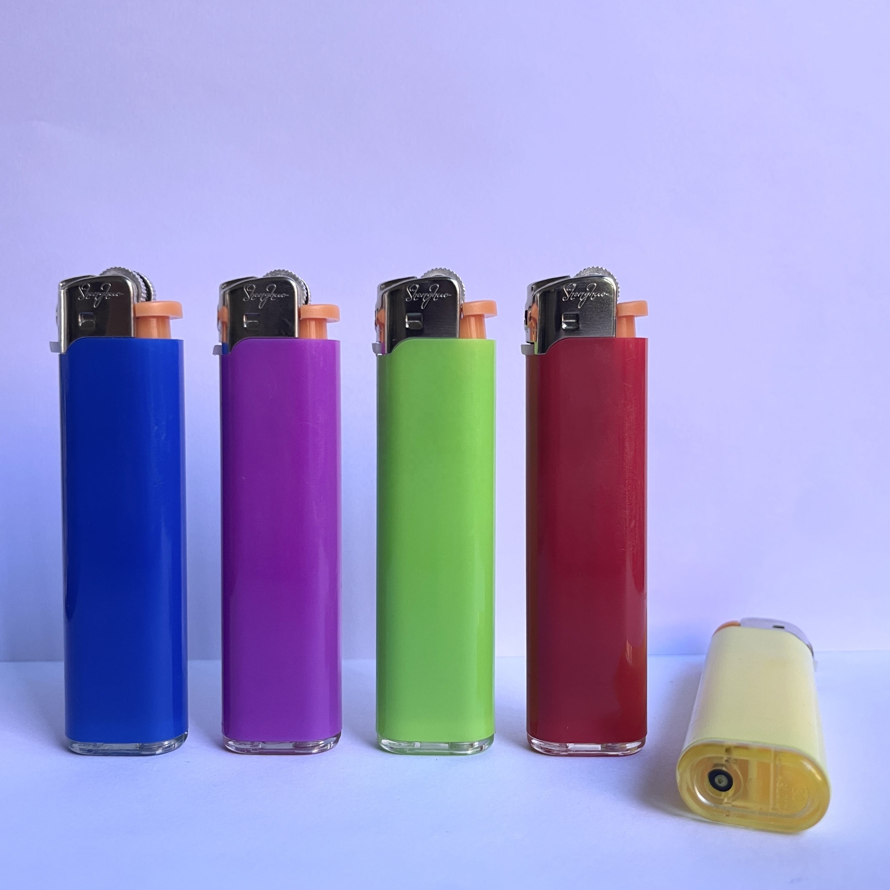 2023 New novelty products for import gas flint cigarette lighter encendedor