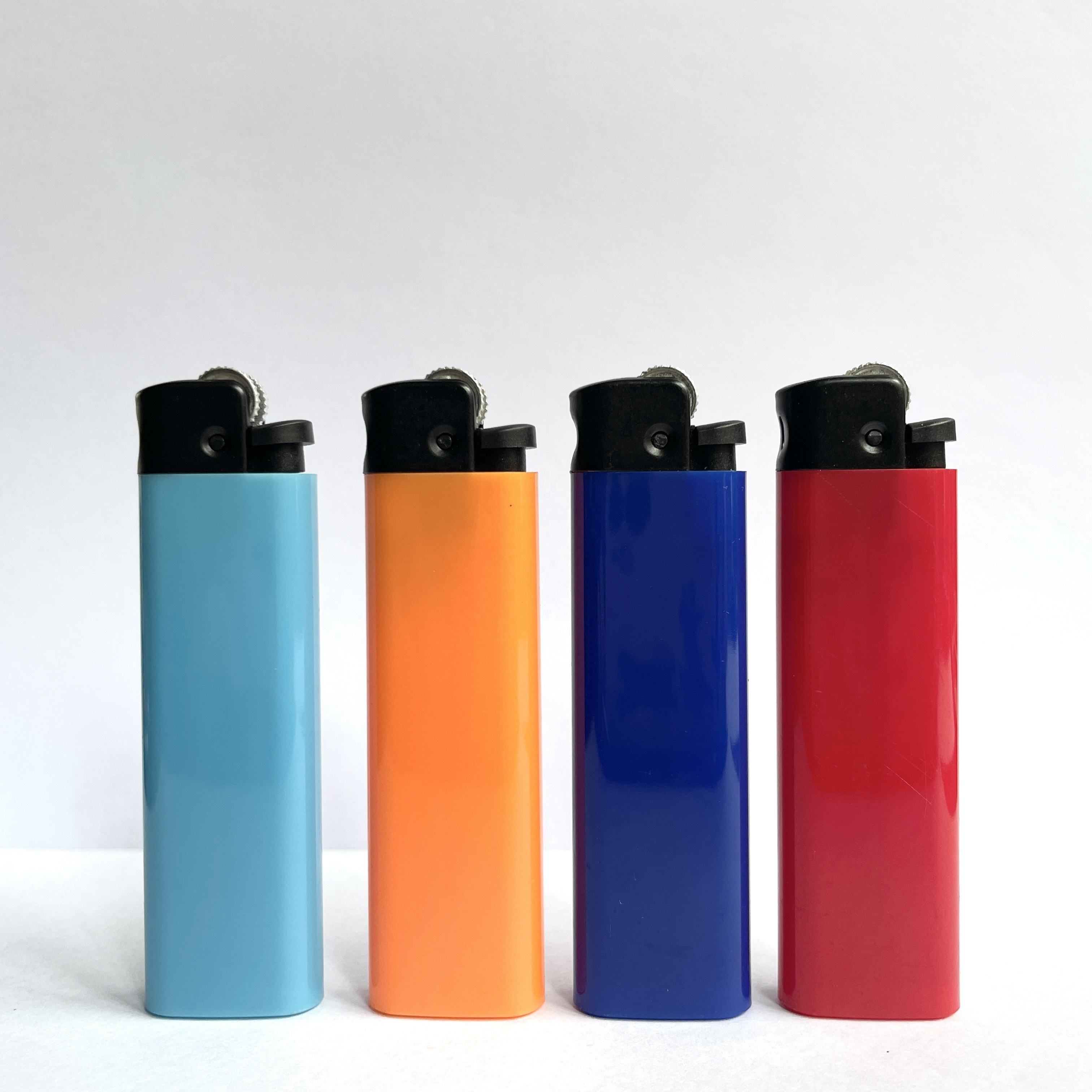 Factory Wholesales flame Smoking Lighters supplier Custom Plastic Disposable Lighter Cigarette Gas Flint Disposable sublimation